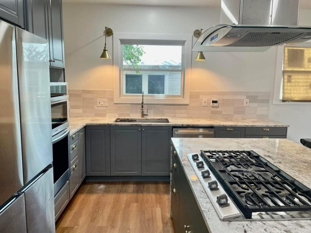 Home Addition Kitchen Master Suite Bedroom Bathroom Deck in Monte Vista San Antonio 78212 finished kitchen - GTex General Contracting