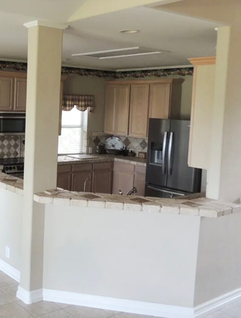 Kitchen before renovation